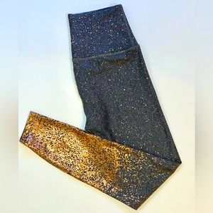 Beyond Yoga size L leggings with gold shimmer